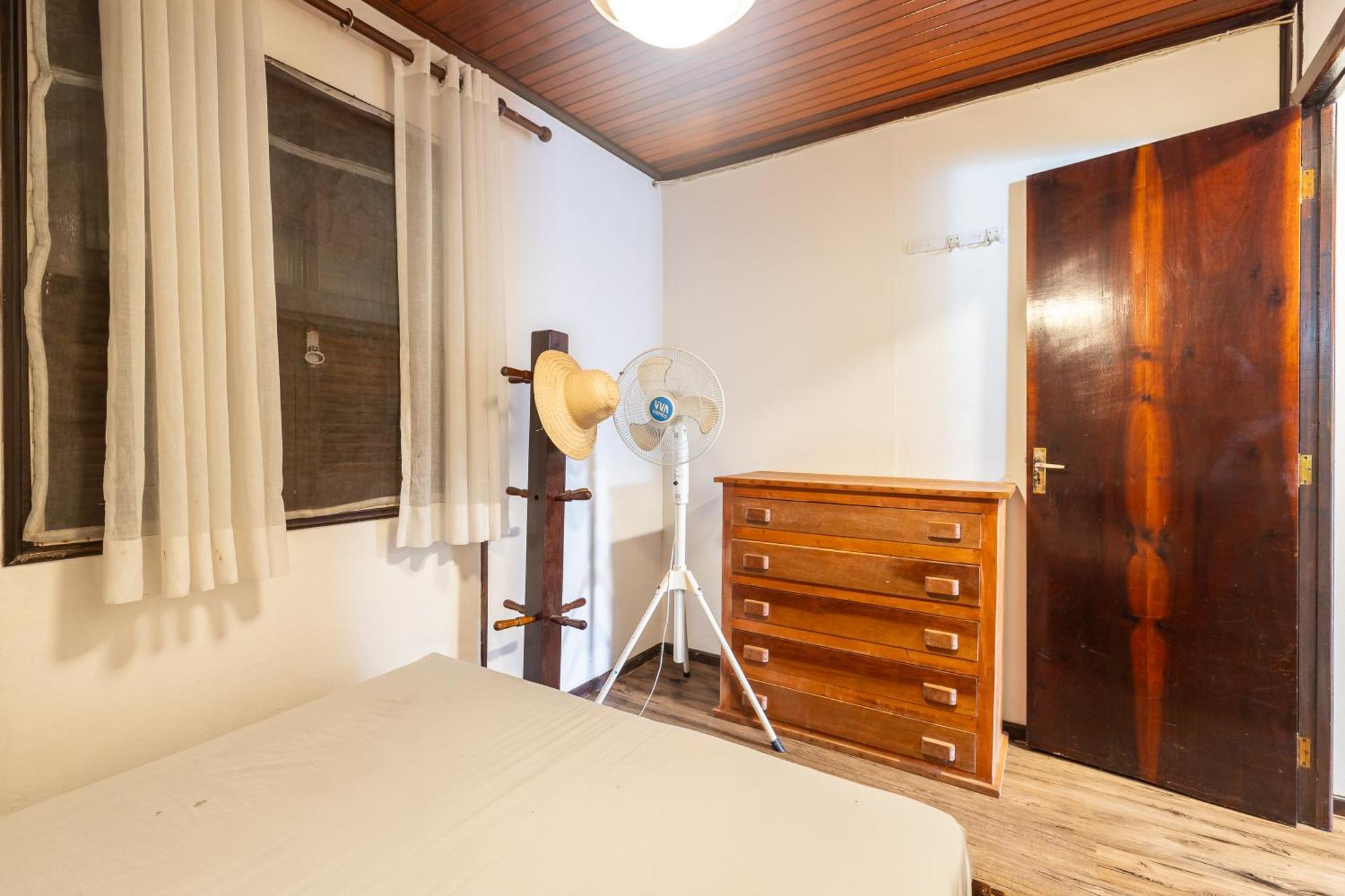 Holiday home Chacara Pe N'agua, 80 Km De Sp, Piscina E Aquecido *