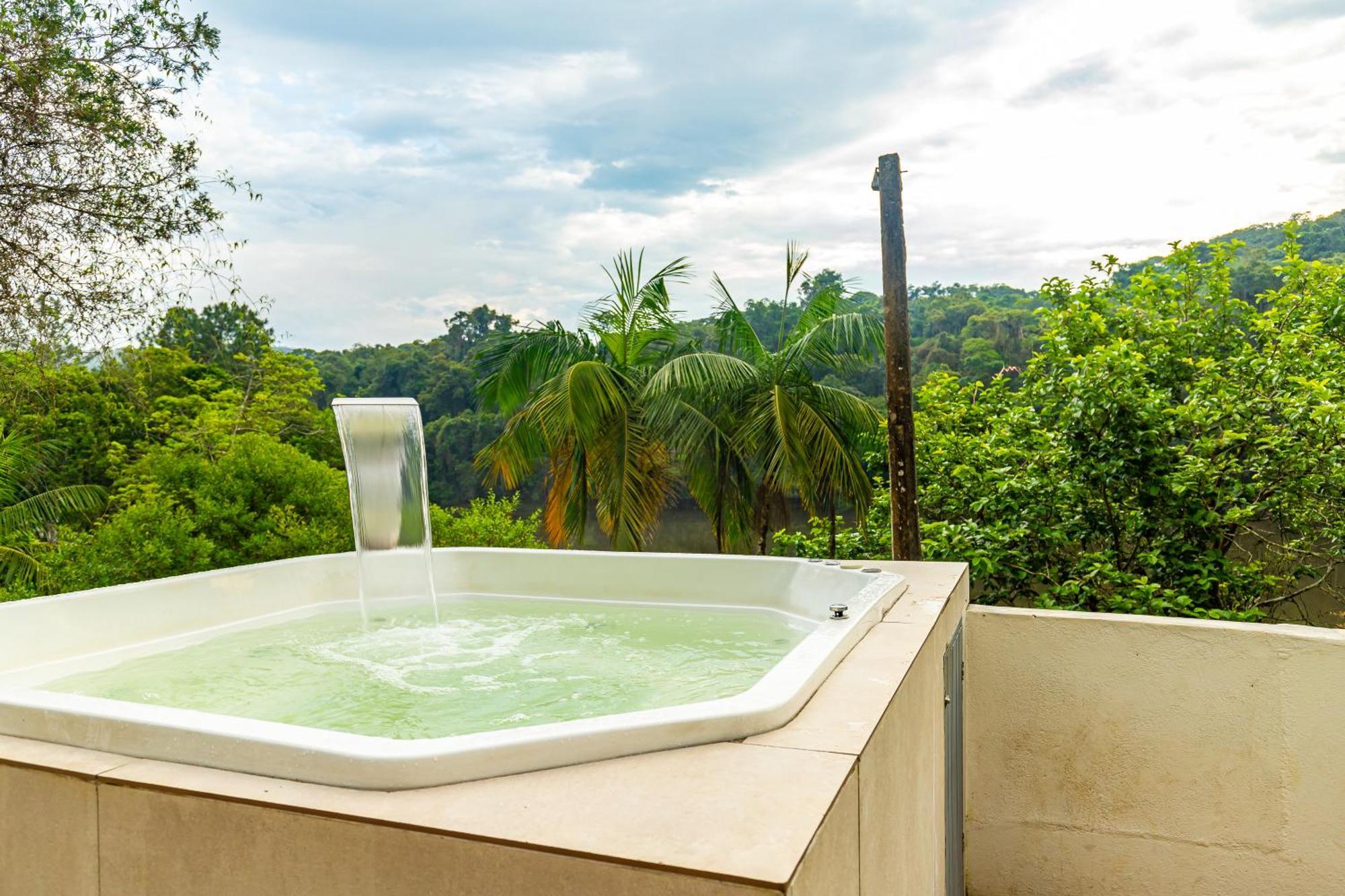 Chacara Pe N'agua, 80 Km De Sp, Piscina E Aquecido Holiday home Sao Paulo