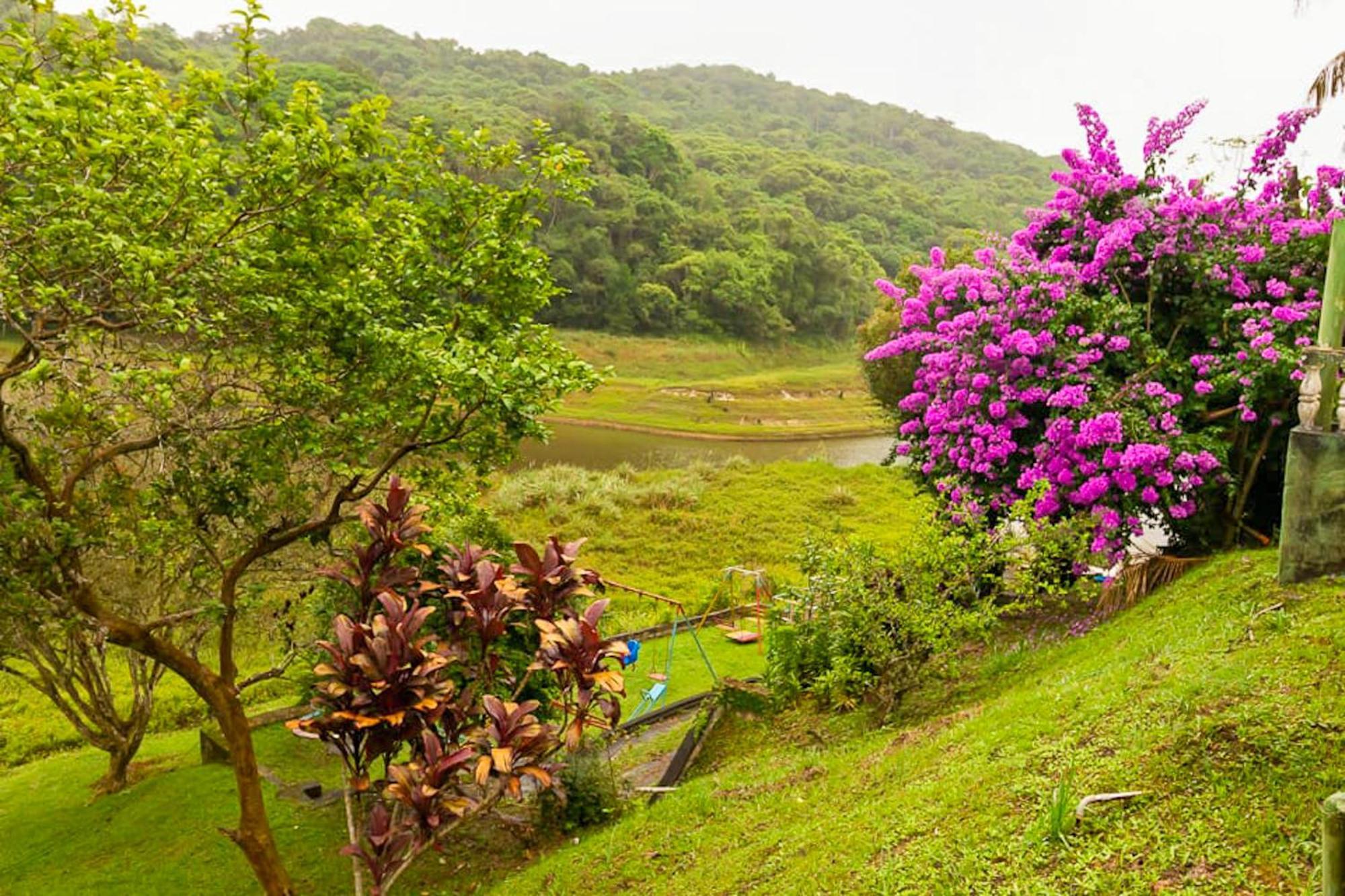 Chacara Pe N'agua, 80 Km De Sp, Piscina E Aquecido Sao Paulo