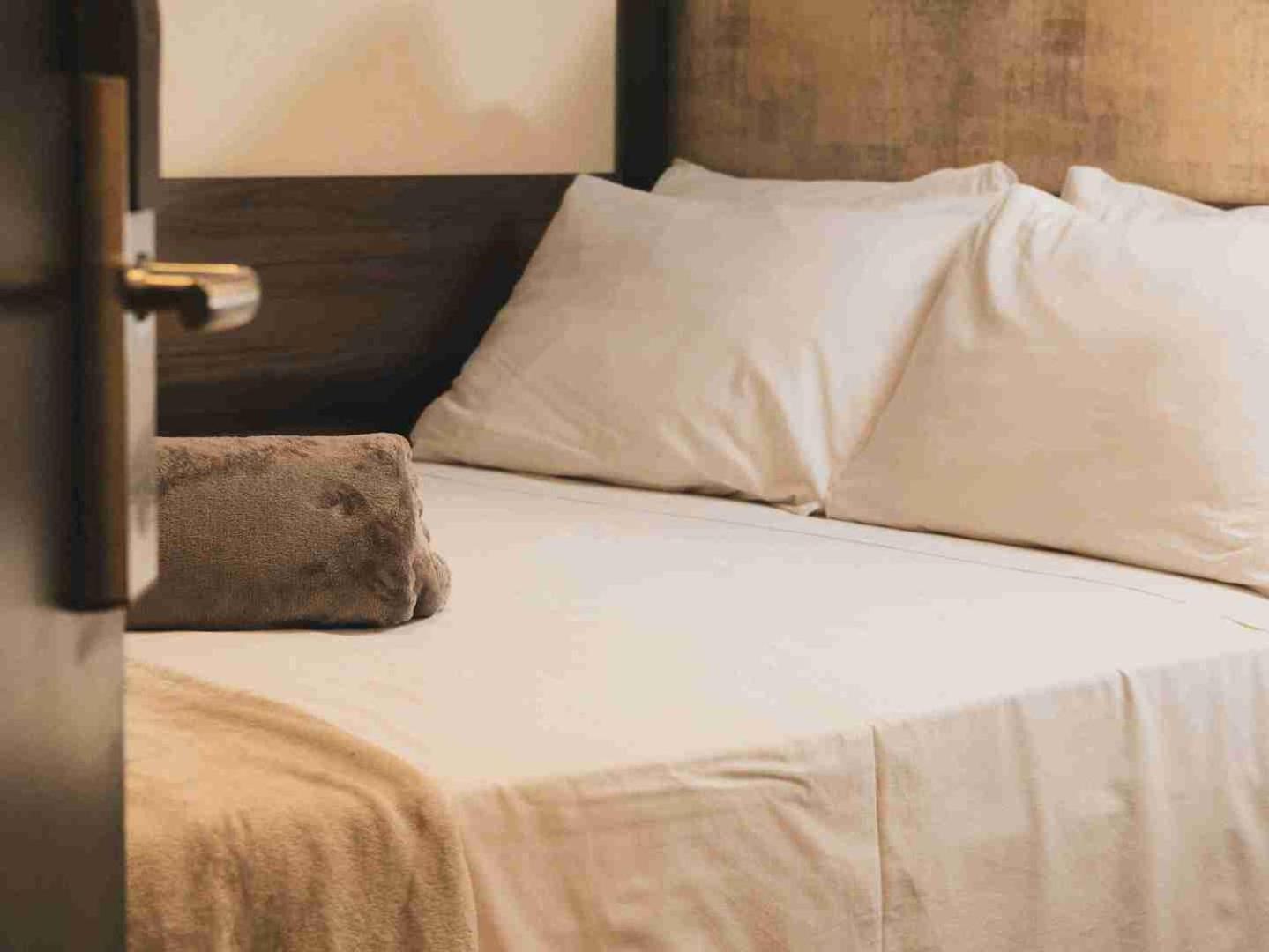 Uny Bras Otel
