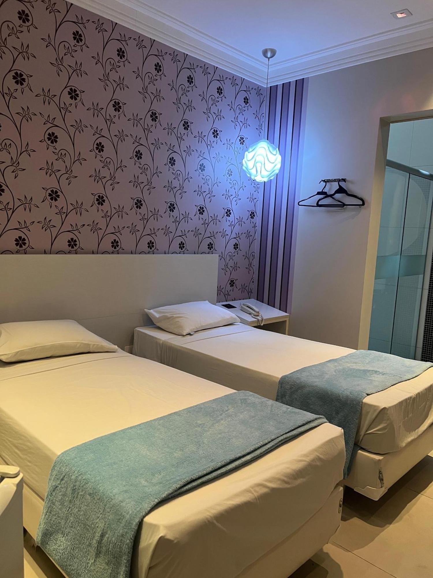 Add Guilherme Aparthotel *
