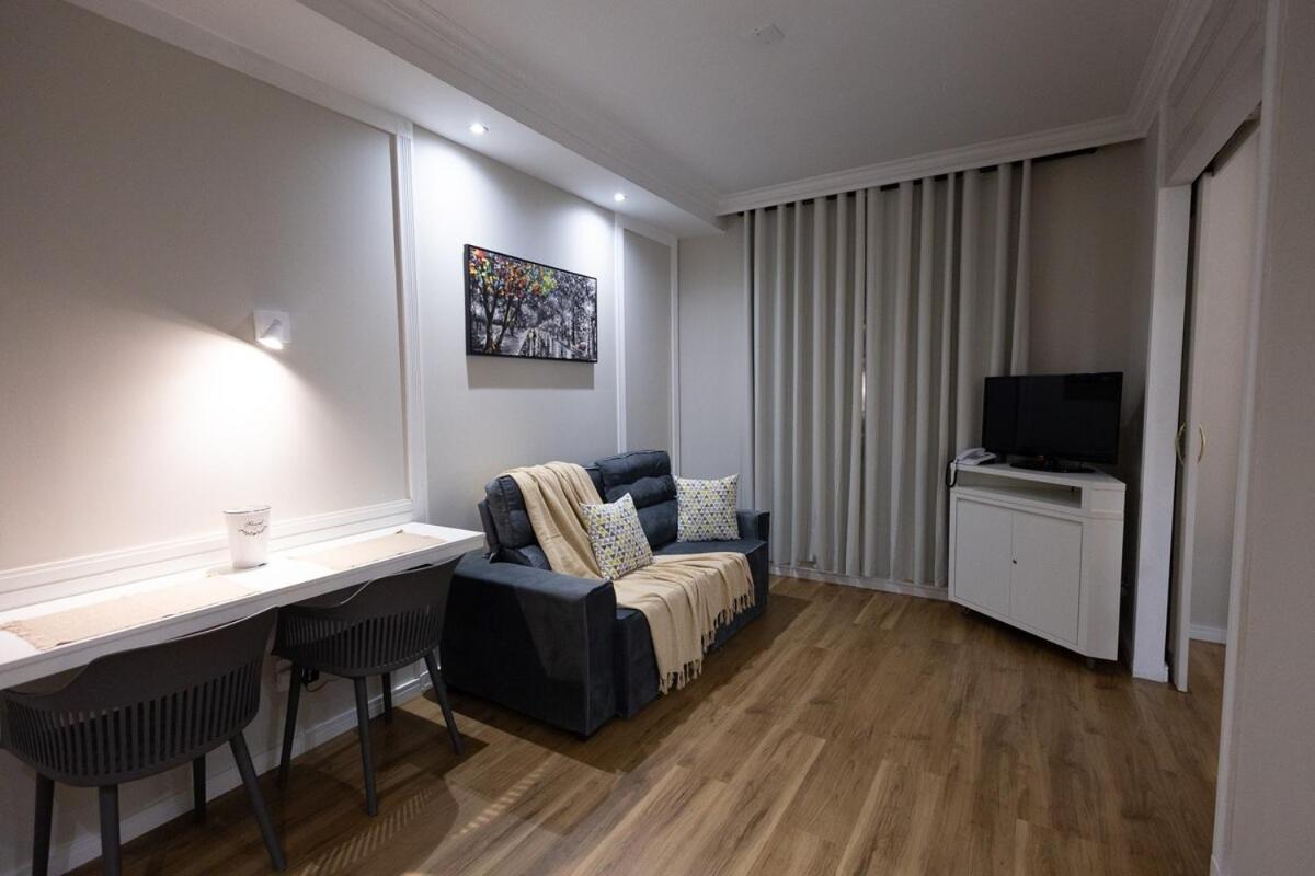 Flat Localizado Em Renomado-vila Olimpia Apartemen Sao Paulo