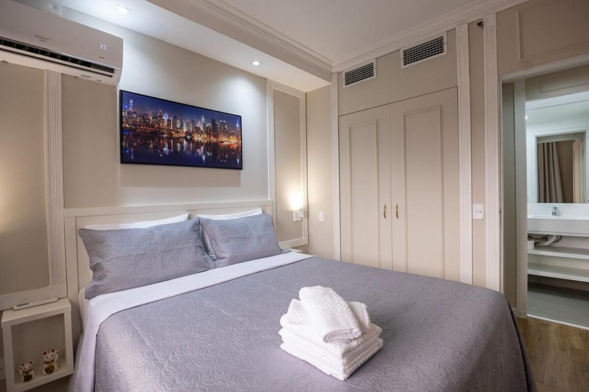 Flat Localizado Em Renomado-vila Olimpia Apartemen *
