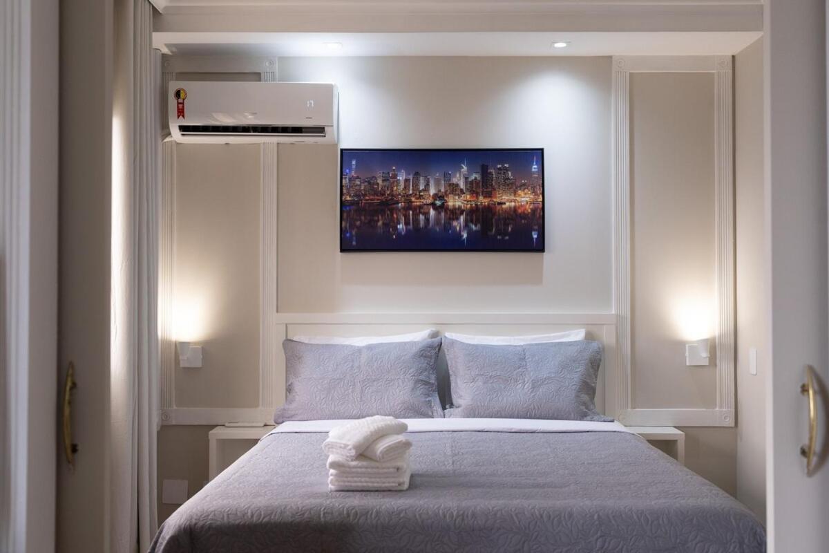 Flat Localizado Em Renomado-vila Olimpia Apartemen