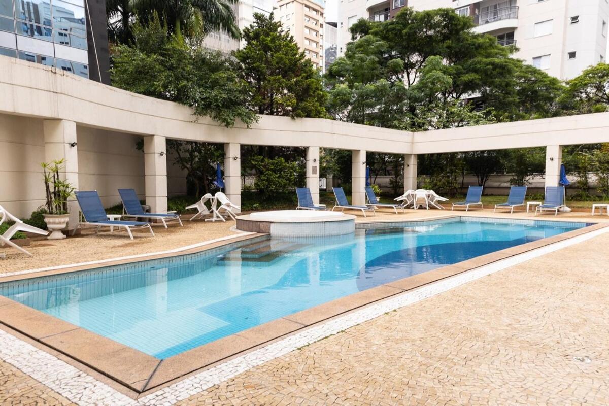 Flat Localizado Em Renomado-vila Olimpia Apartemen