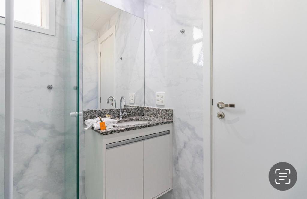 Apartment Sublime Ao Lado Do Metro Bras *