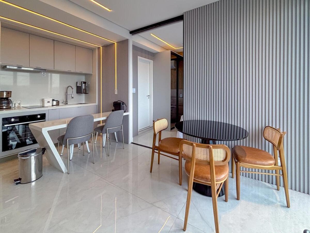Lumina - Novo Na Olimpia Apartemen