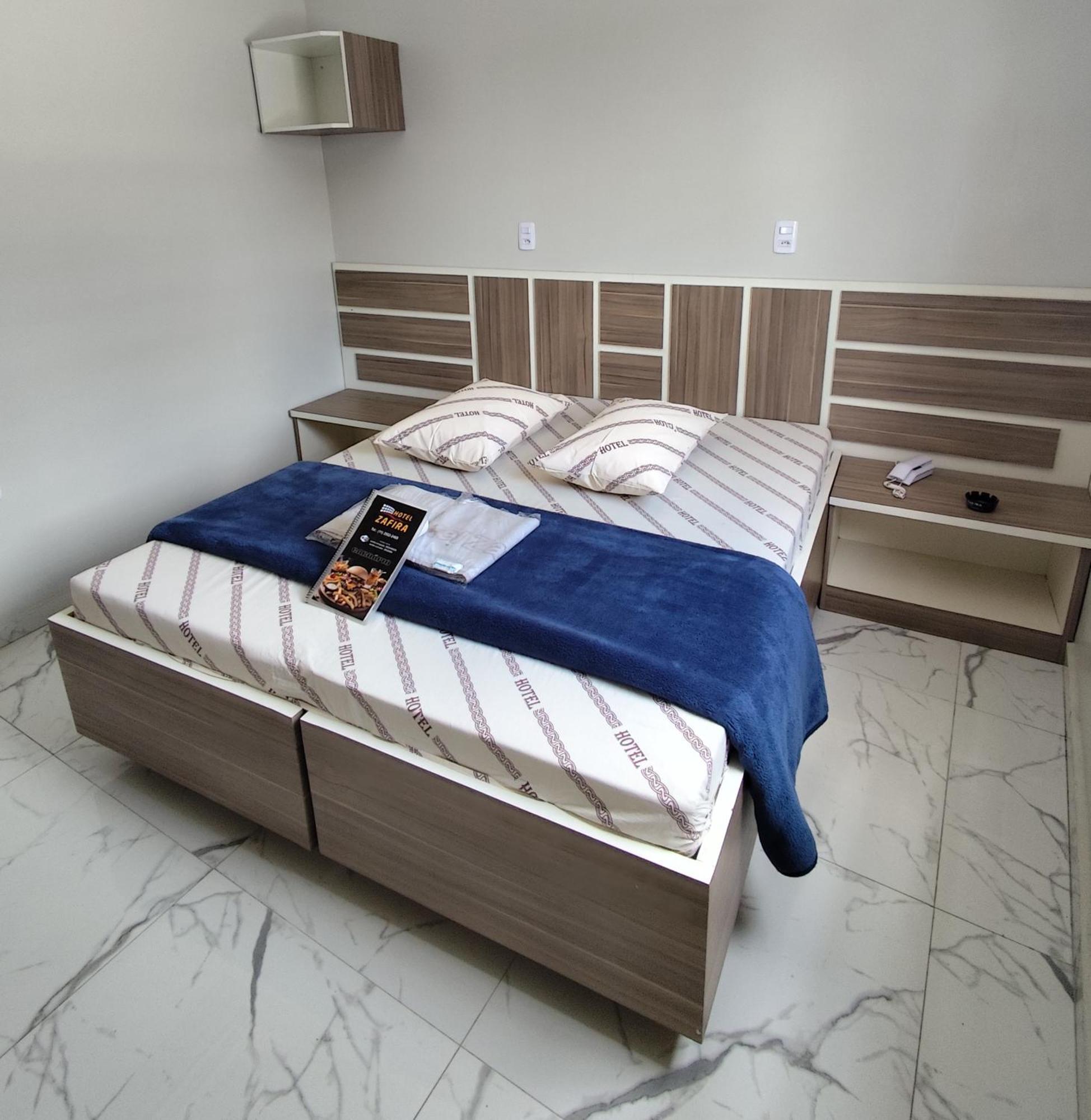 Zafira 5*
