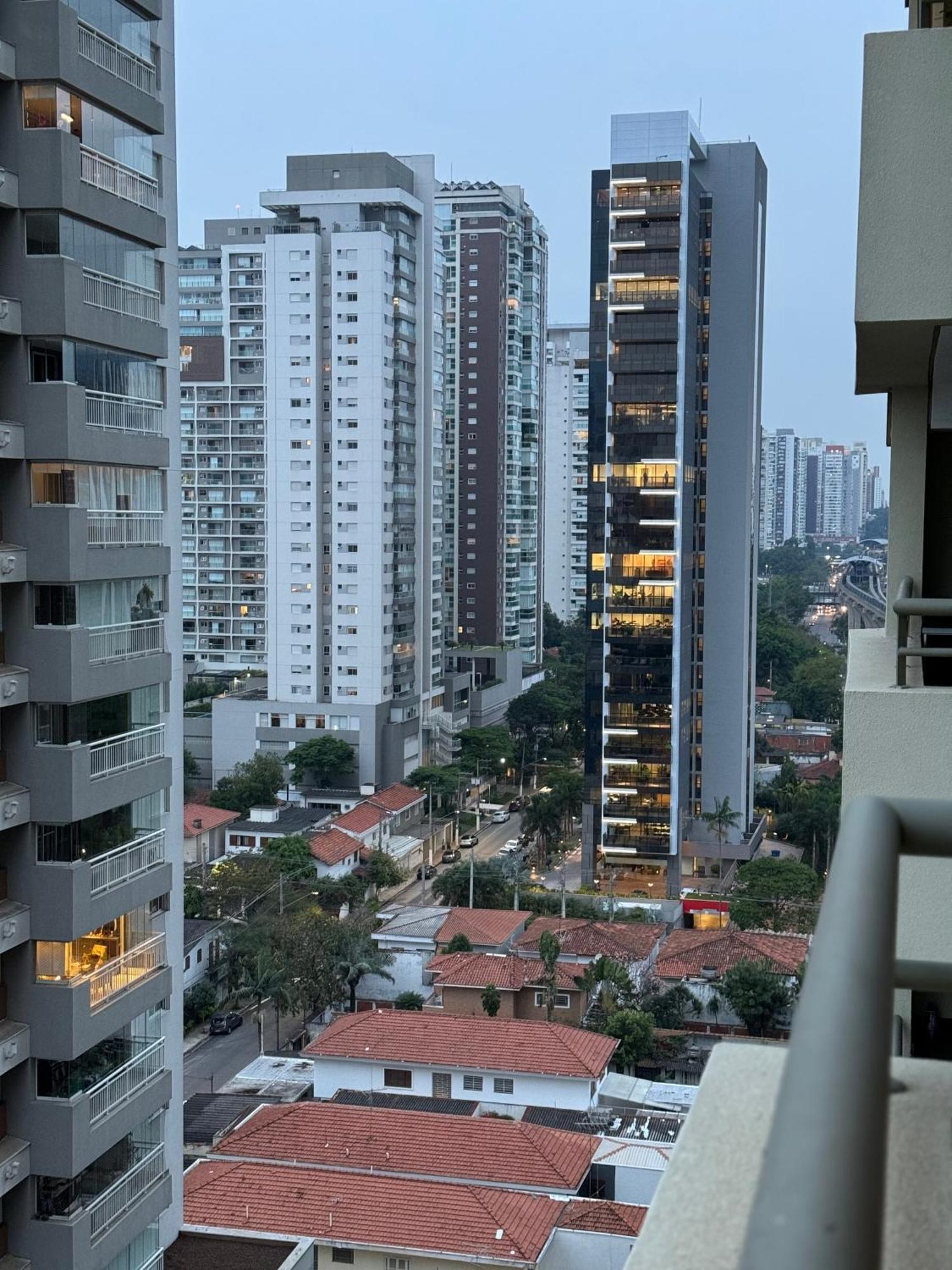 Flat No Brooklin Sp * Sao Paulo