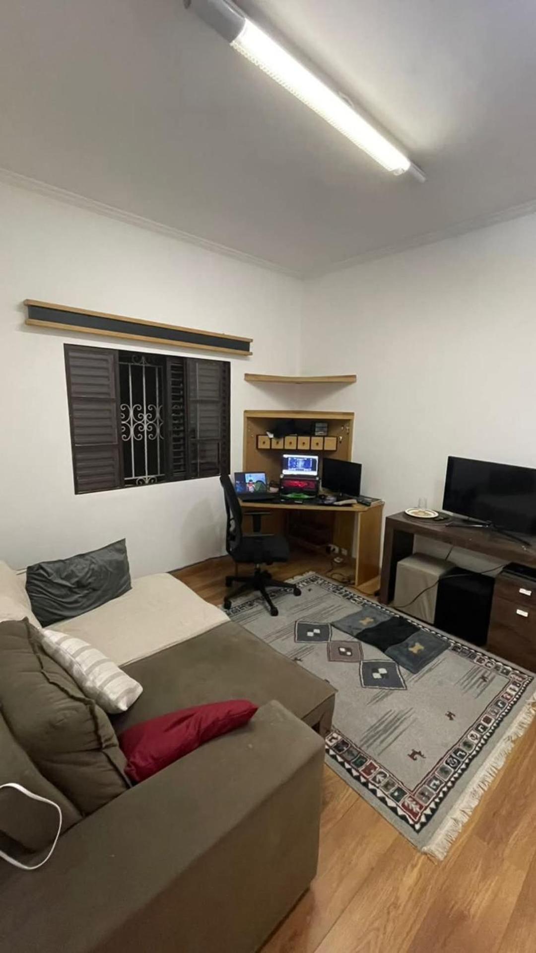 Apartment Ed Salomao *