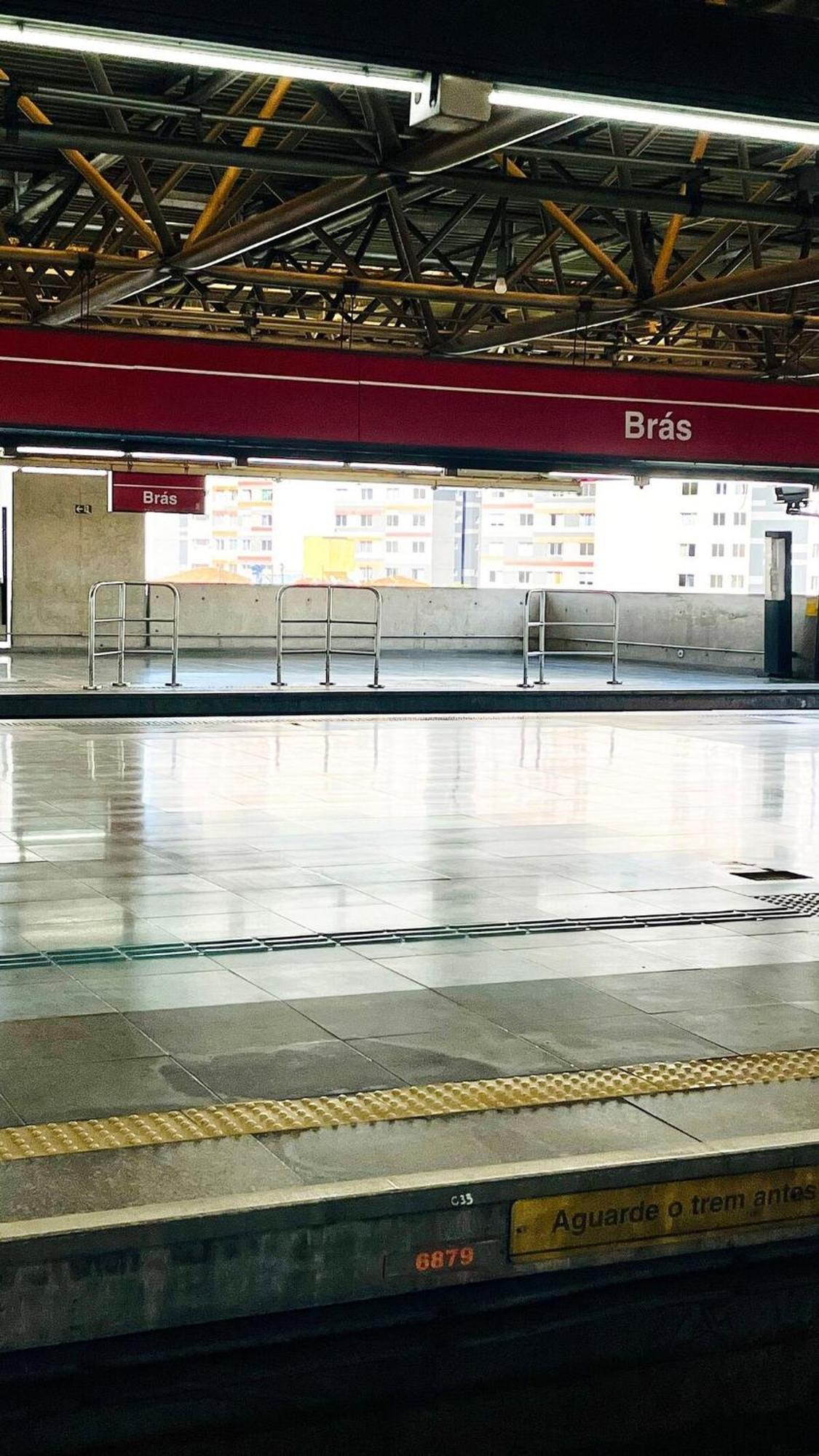 Ap Com Ar Condicionado, A 100 Passos Do Metro Bras Daire Sao Paulo