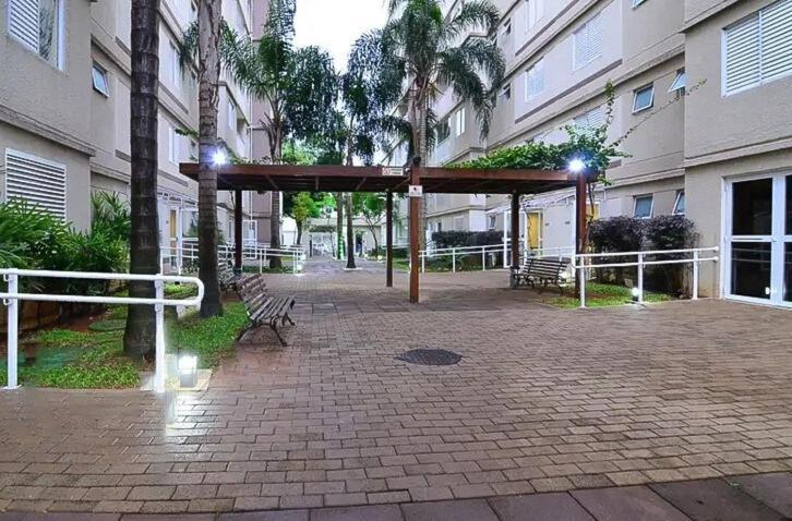 Apto Ate 6 Pessoas, Proximo Expo Center Norte Com Estacionamento Apartment *
