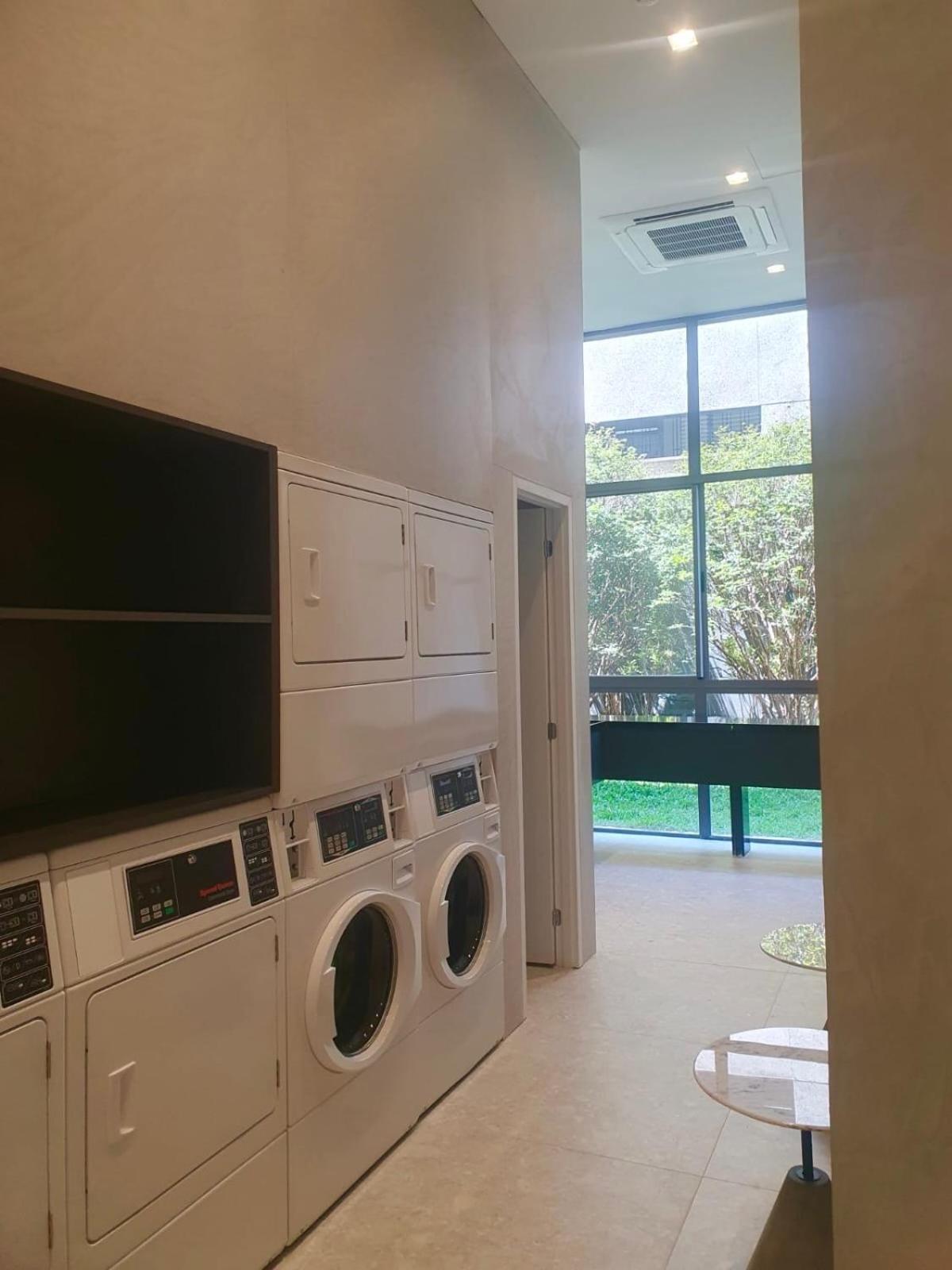 Apartment Com Piscina A 6 Min A Pe Do Metro Fradique Coutinho Sao Paulo