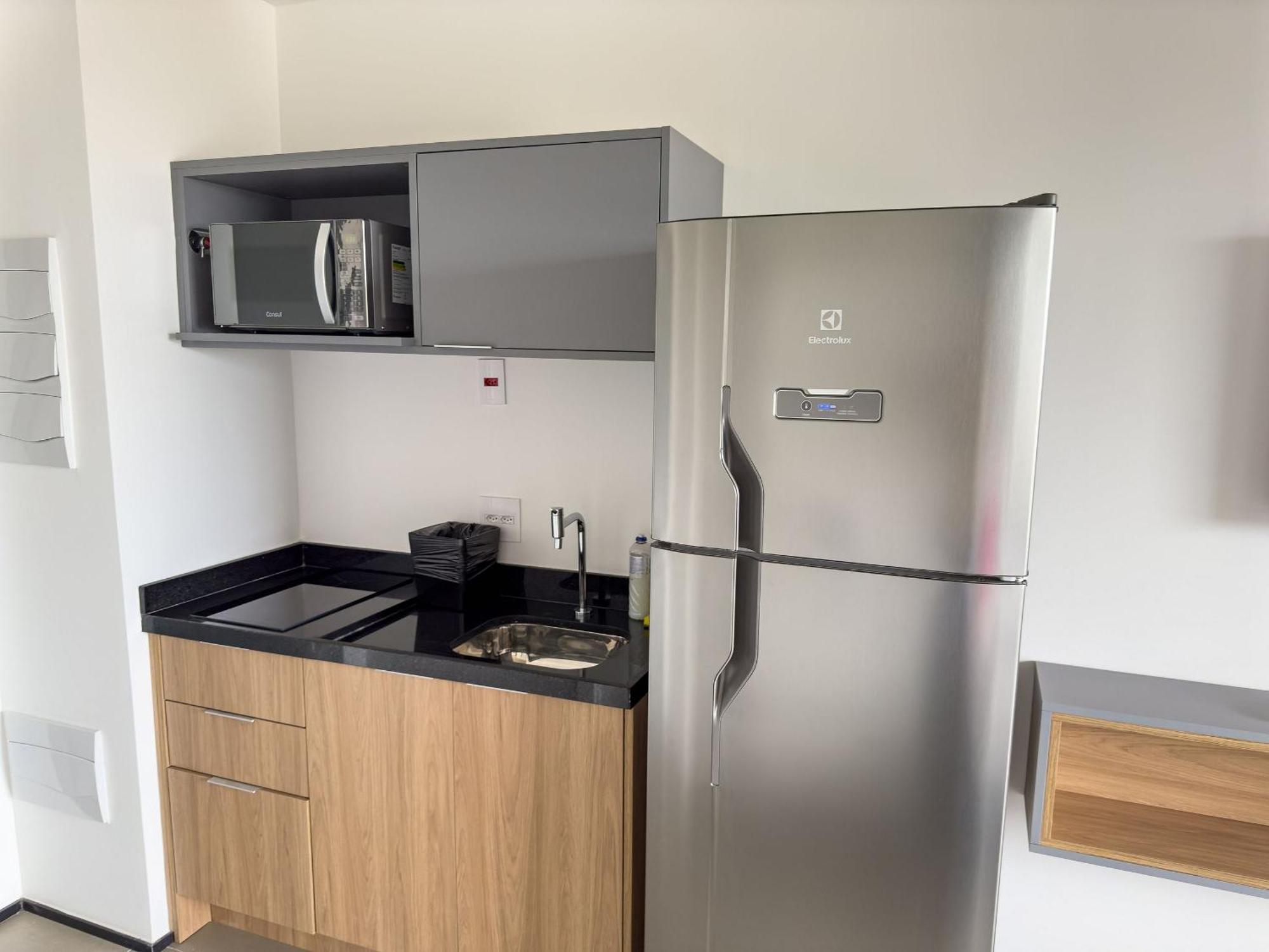 Apartment On Melo Alves By Housi
