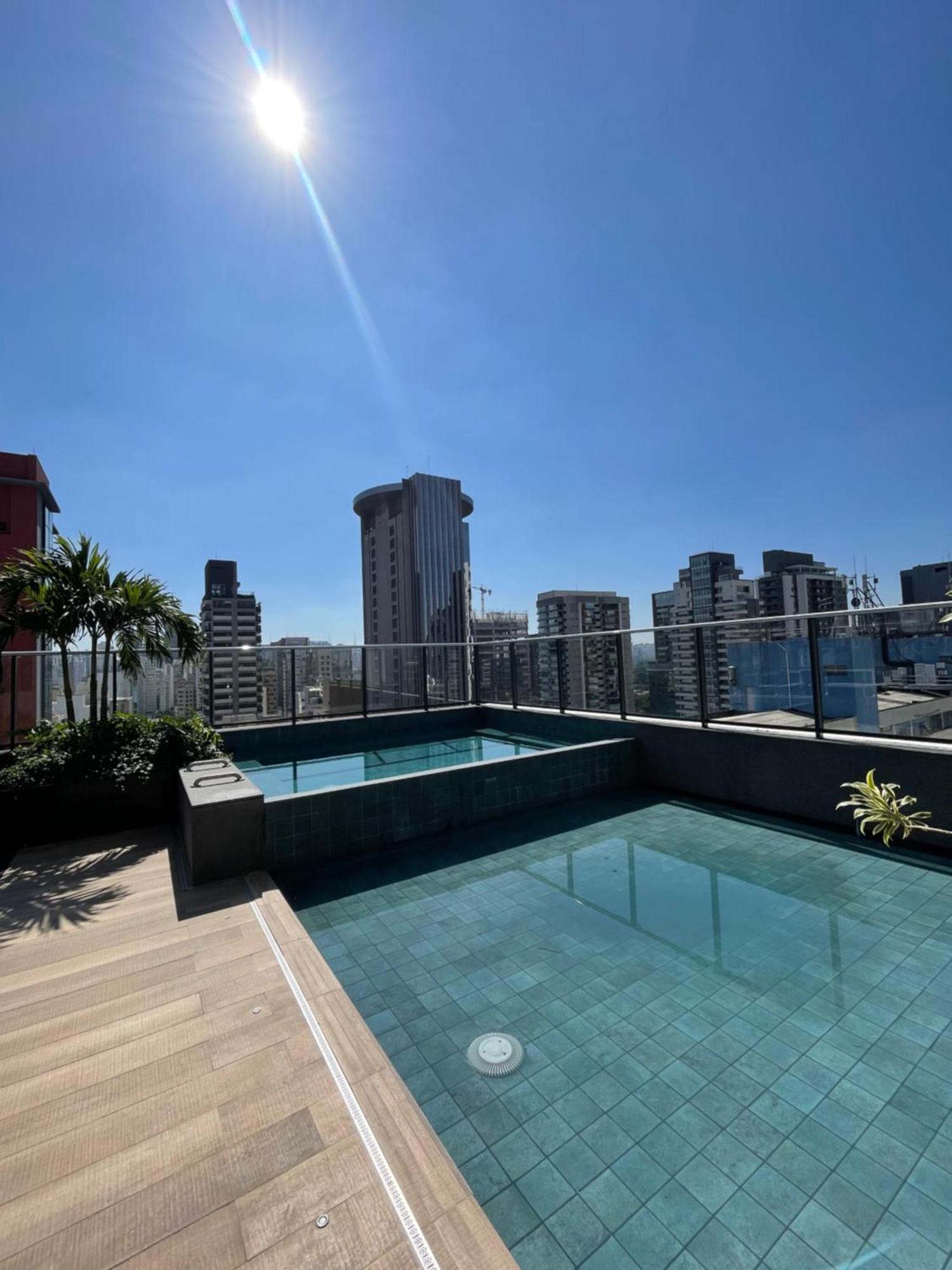 Com Piscina A 6 Min A Pe Do Metro Fradique Coutinho Sao Paulo