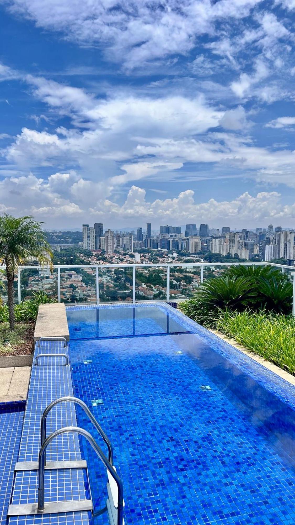 Lindo No 26ºandar Com Garagem E Limpeza Diaria No Brooklin Apartment Sao Paulo