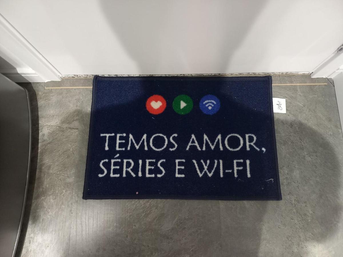 In Paulista Avenue Apartment