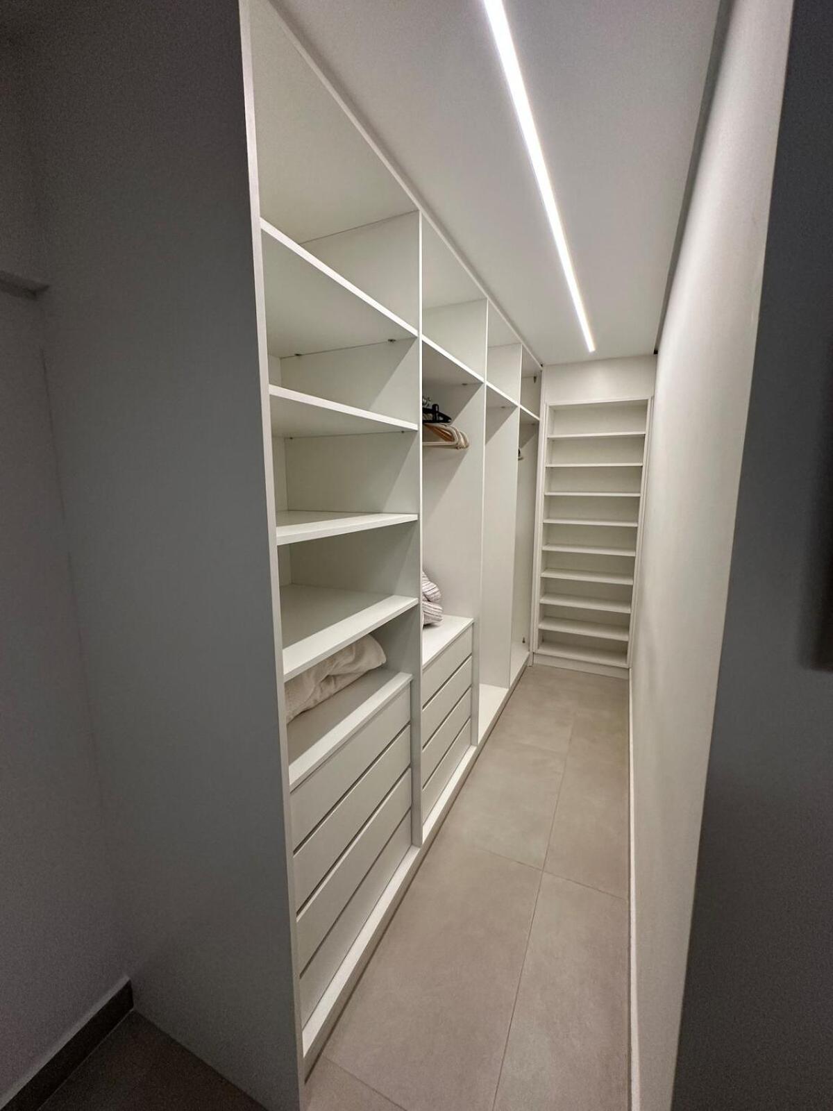 Căn hộ Lk906 Apto Com Terraco Privativo E Cozinha Completa *