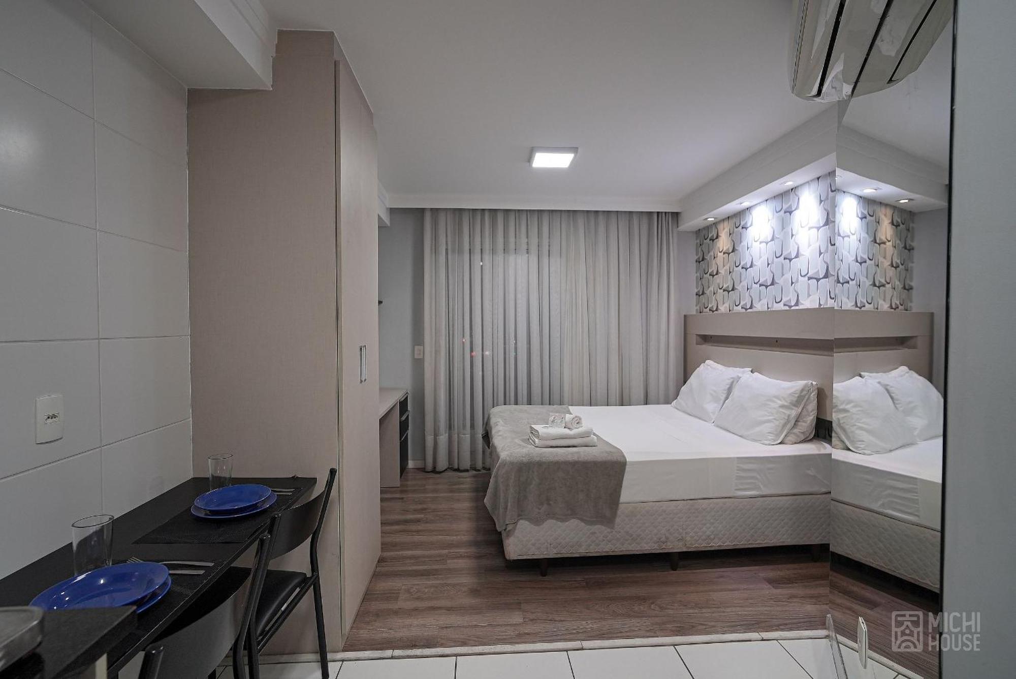 Apartamento Expocn - Anhembi Metro Tiete - Piscina 24 *