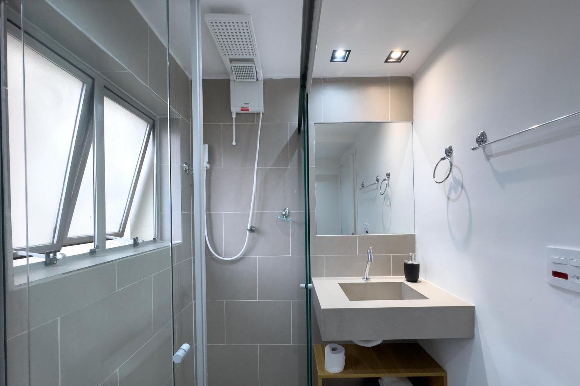 Apto 2dorm Reformado Ao Lado Ao Lado Do Allianz Pe0061 Apartment