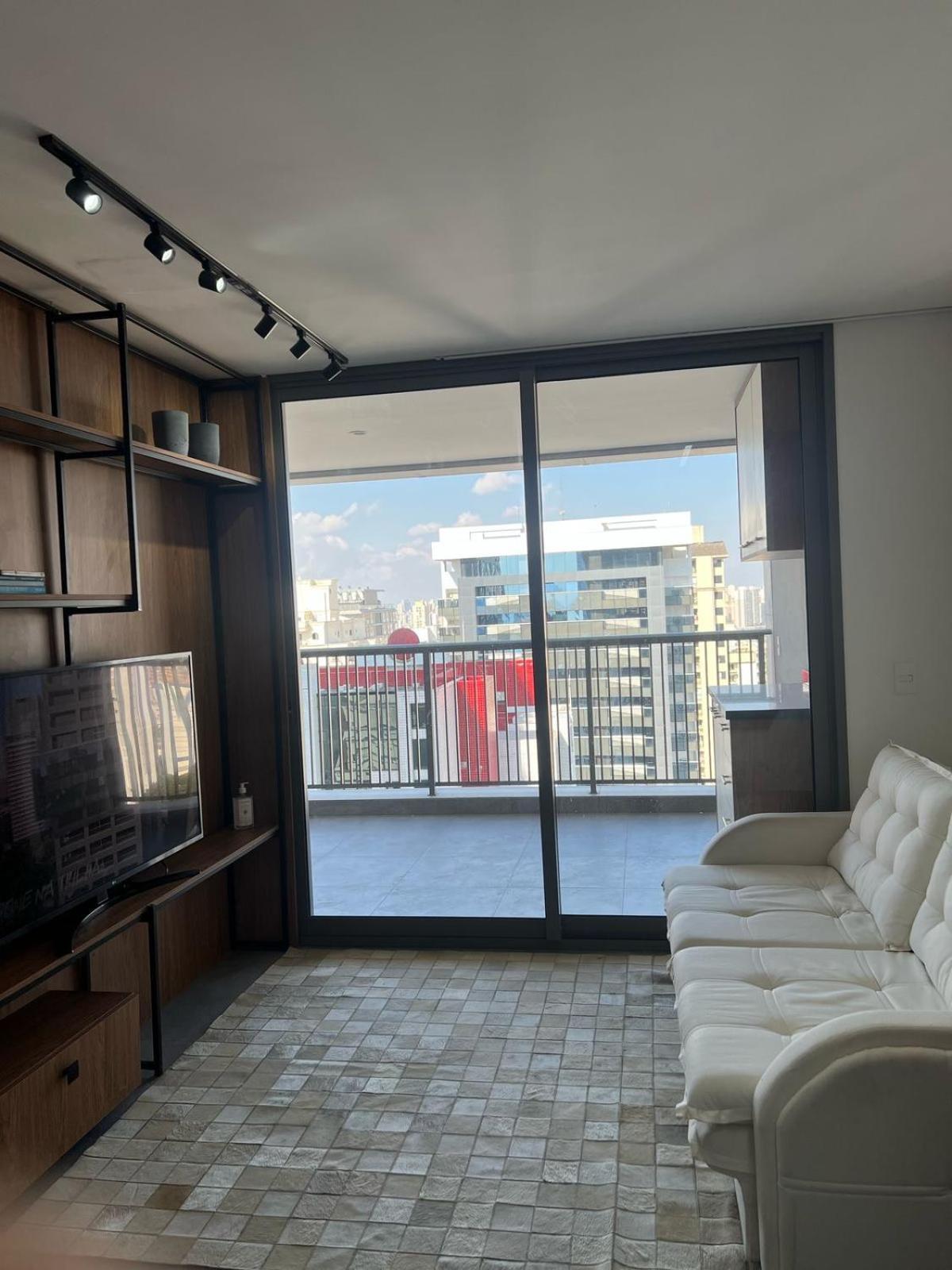 Em Apartment
