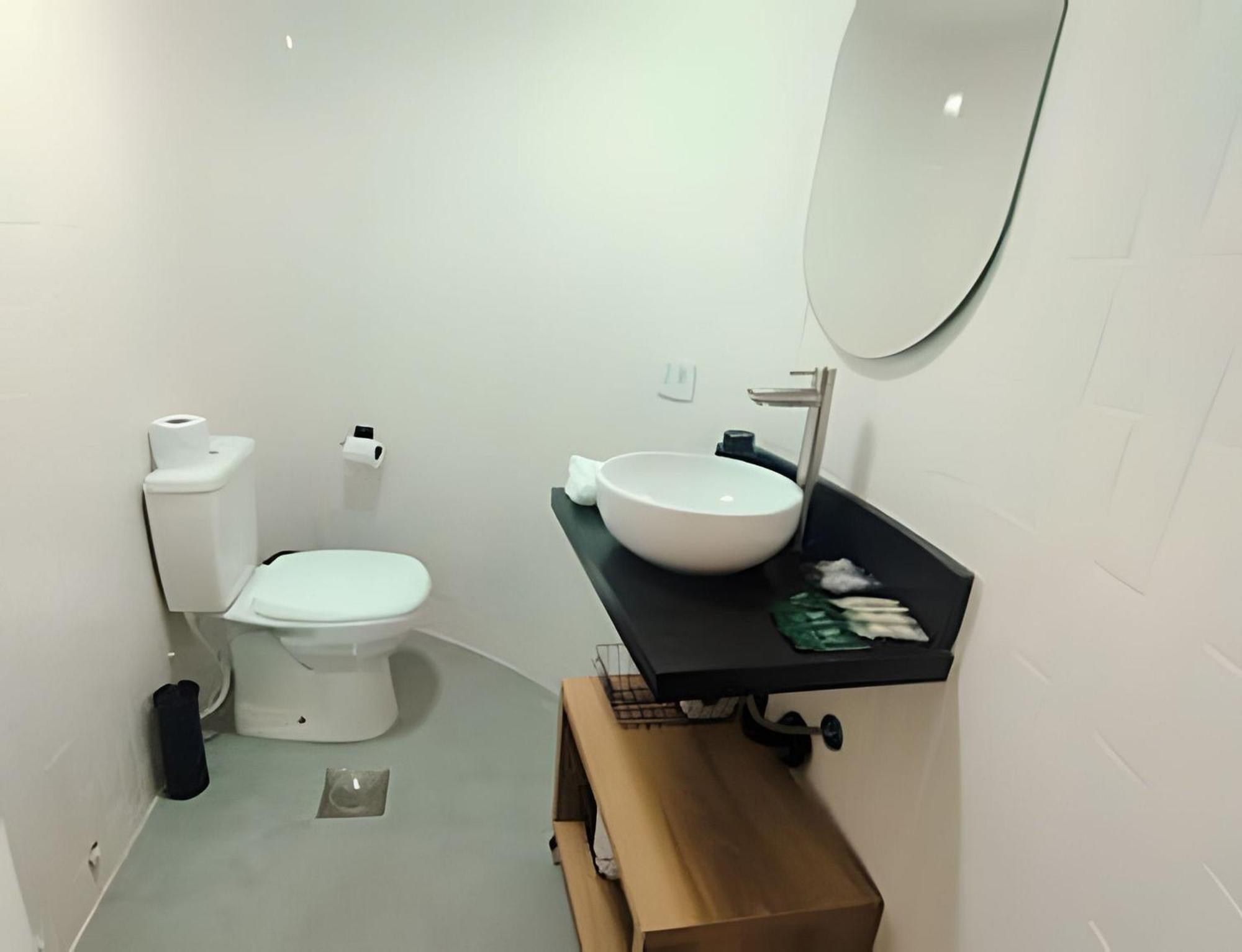 Apartemen Confort Liberdade Sp