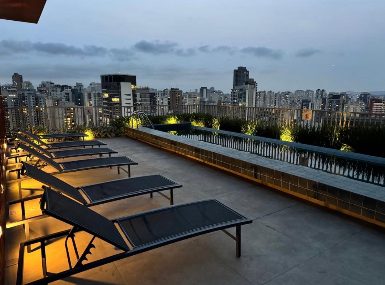 Apartment Em Perdizes Proximo Ao Allianz Com Wi-fi 500mb, Garagem E Piscina No Rooftop Sao Paulo
