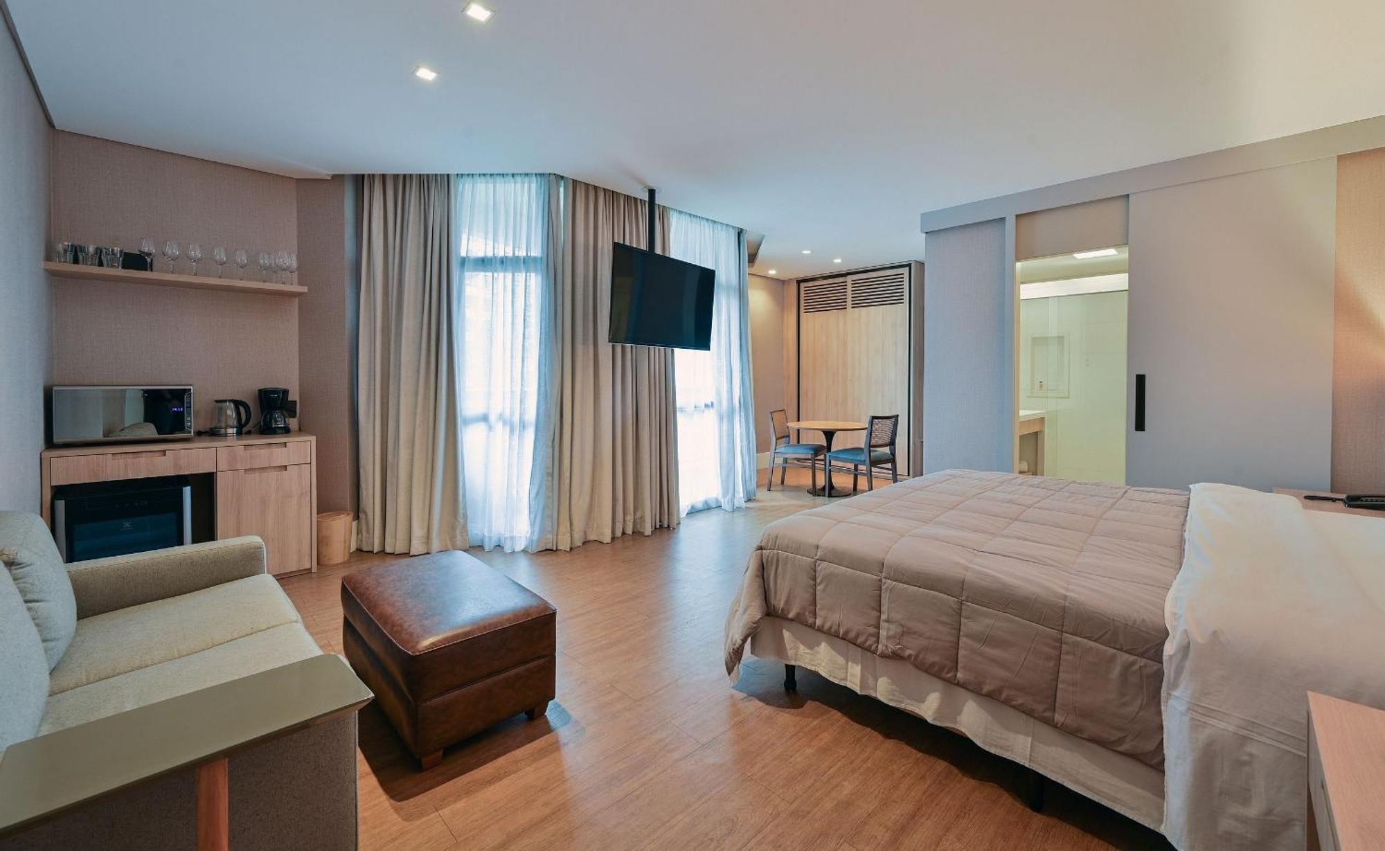 Flat Com Duas Dentro Do Address Faria Lima * Sao Paulo