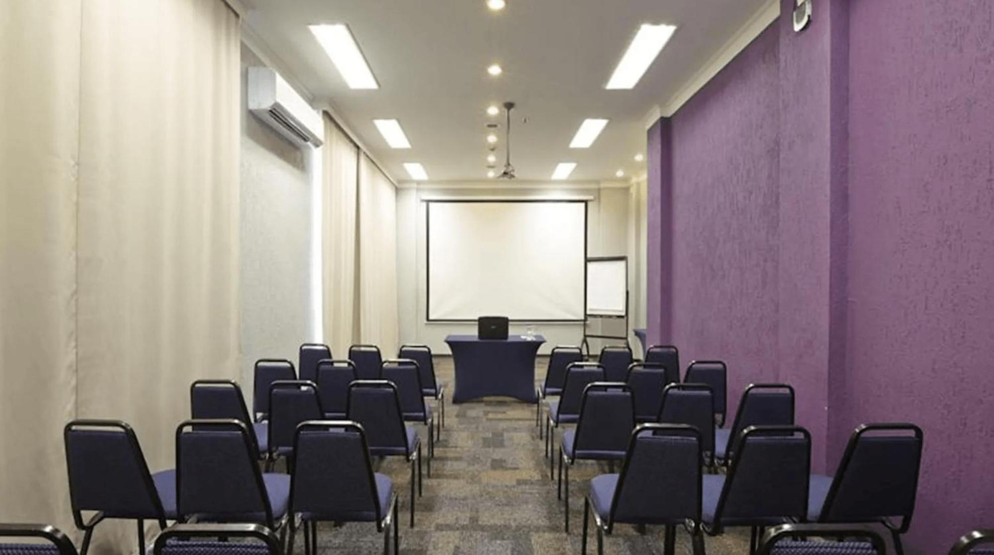Perdizes - Flat Executivo - 404 Hotel 4*
