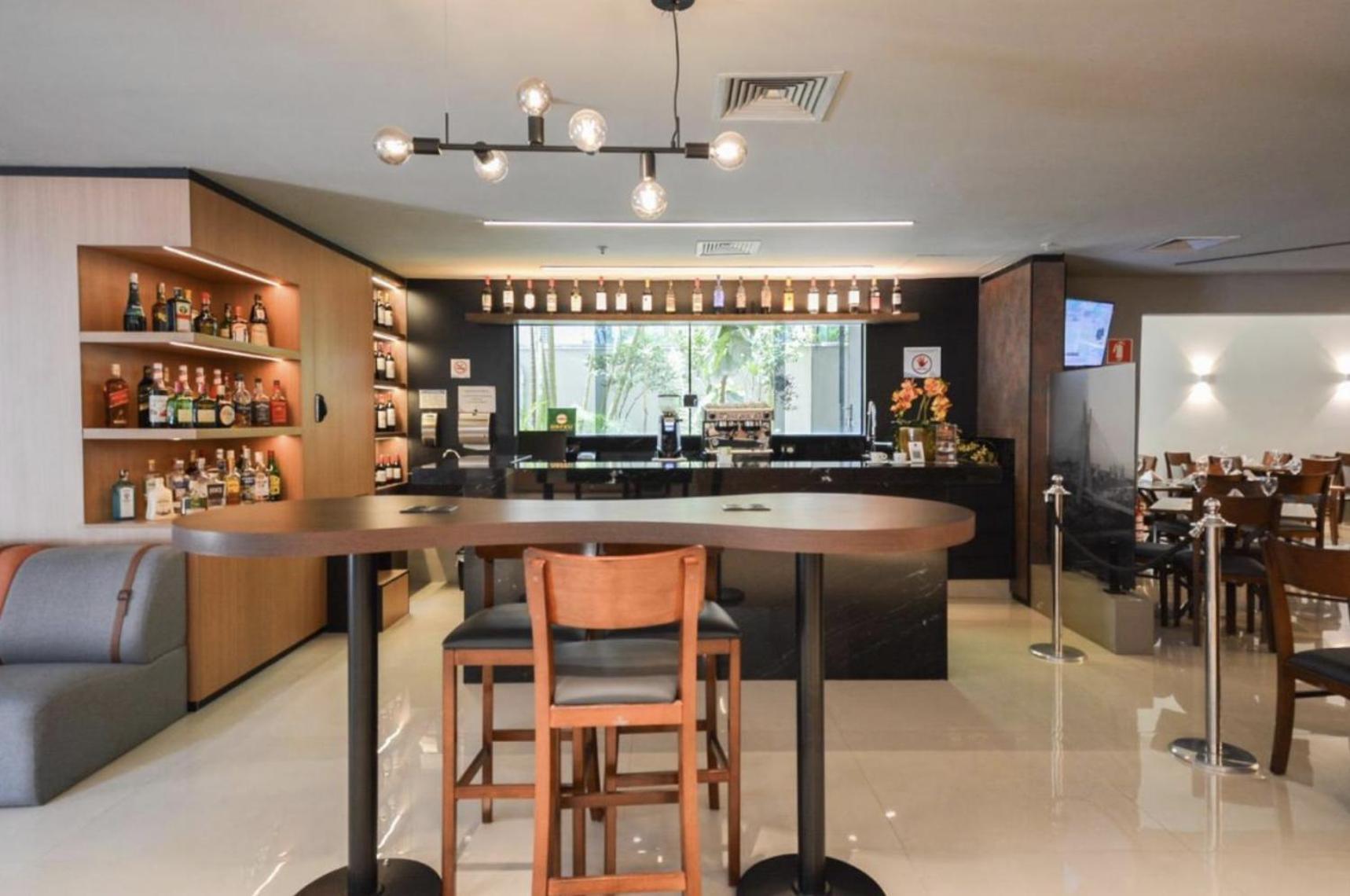 Estilo Com Limpeza Consulado * Sao Paulo