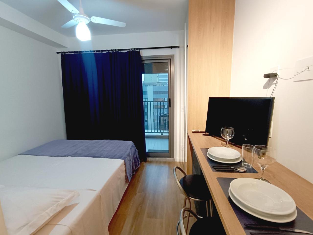Metro Paraiso Ou Ana Rosa Com Piscina, Academia E Cowork Ate 3 Pessoas Com Maleiro E Sala De Espera Apartment Sao Paulo