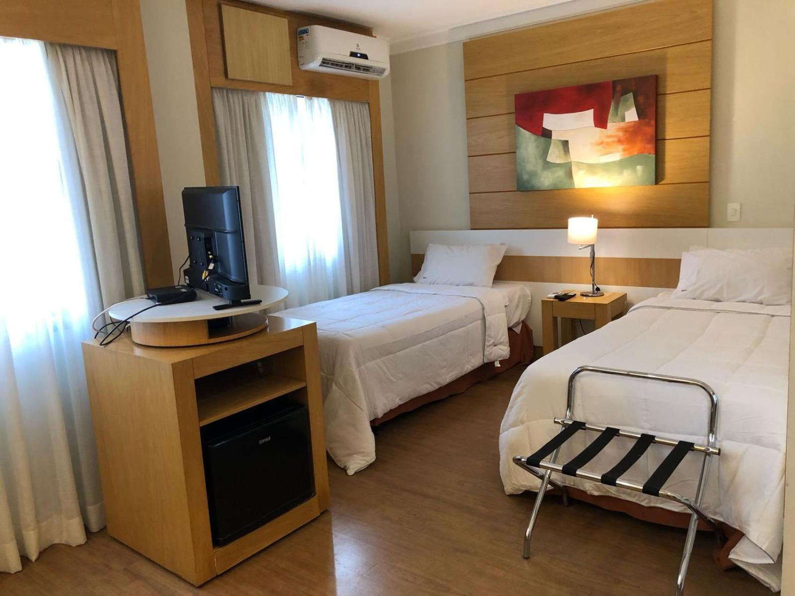Flat Confortavel Ao Lado Do Aeroporto De Congonhas - H201