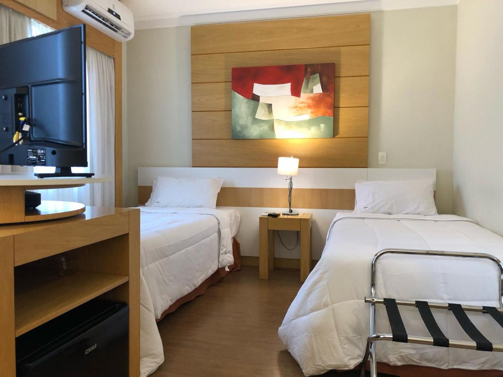 Flat Confortavel Ao Lado Do Aeroporto De Congonhas - H201 Apartemen