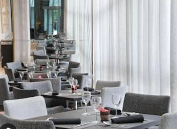 Luxxor Hotel *