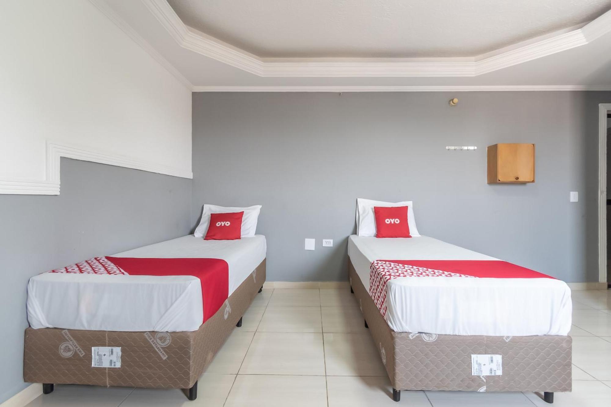 Oyo San Remo, (adults Only) Hotel