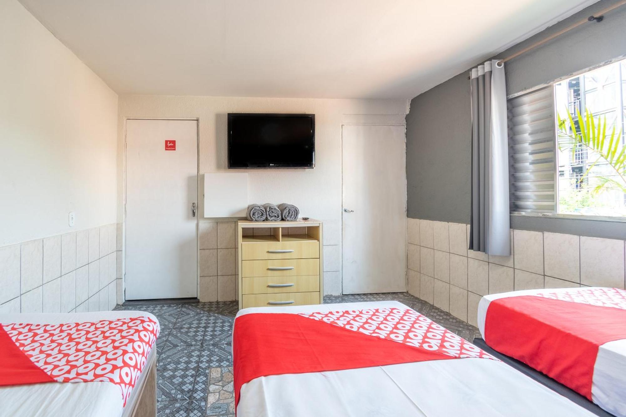 Oyo Nacoes Unidas, Hotel