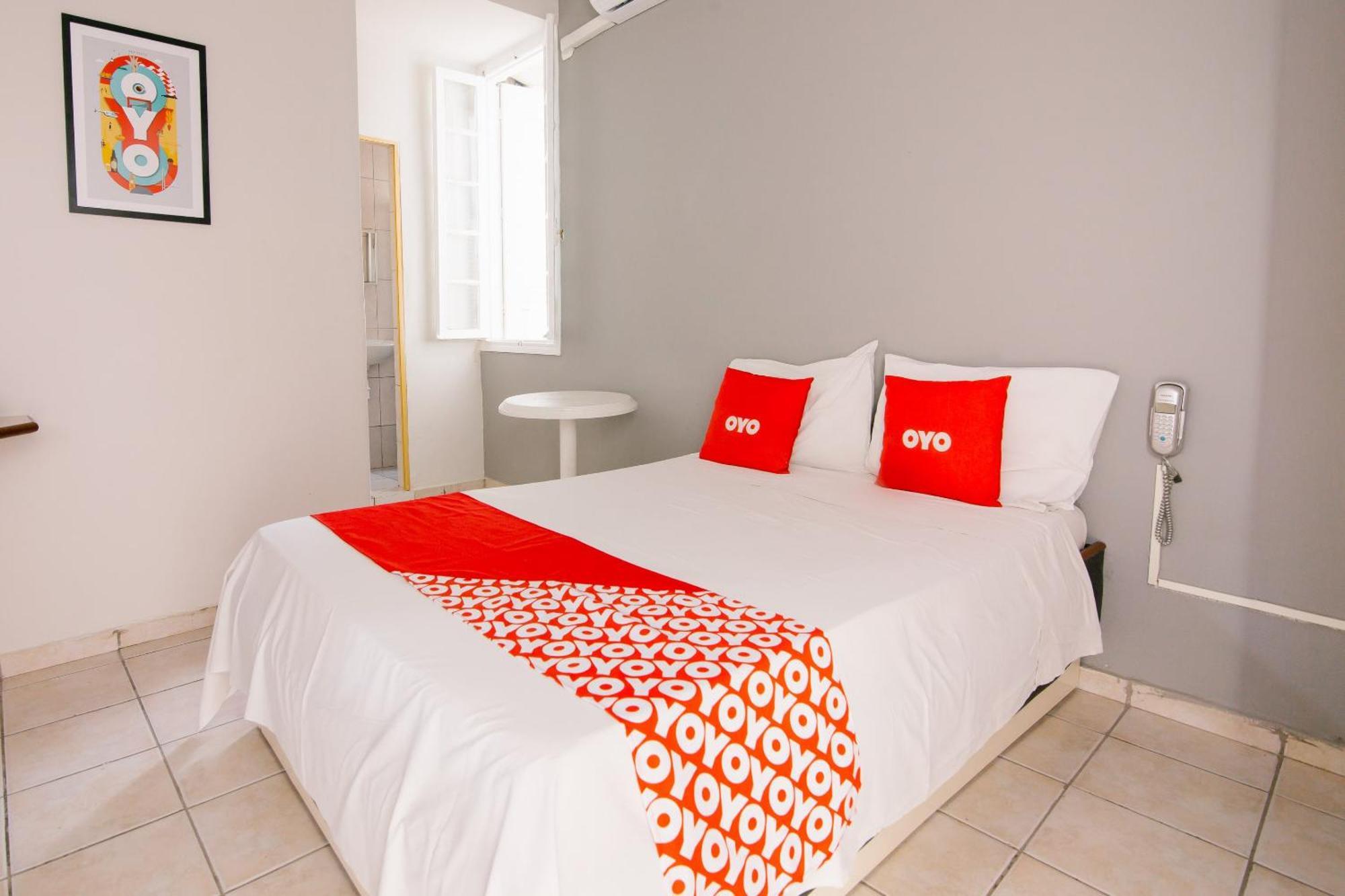 Hotel Oyo Castro Alves, São Paulo
