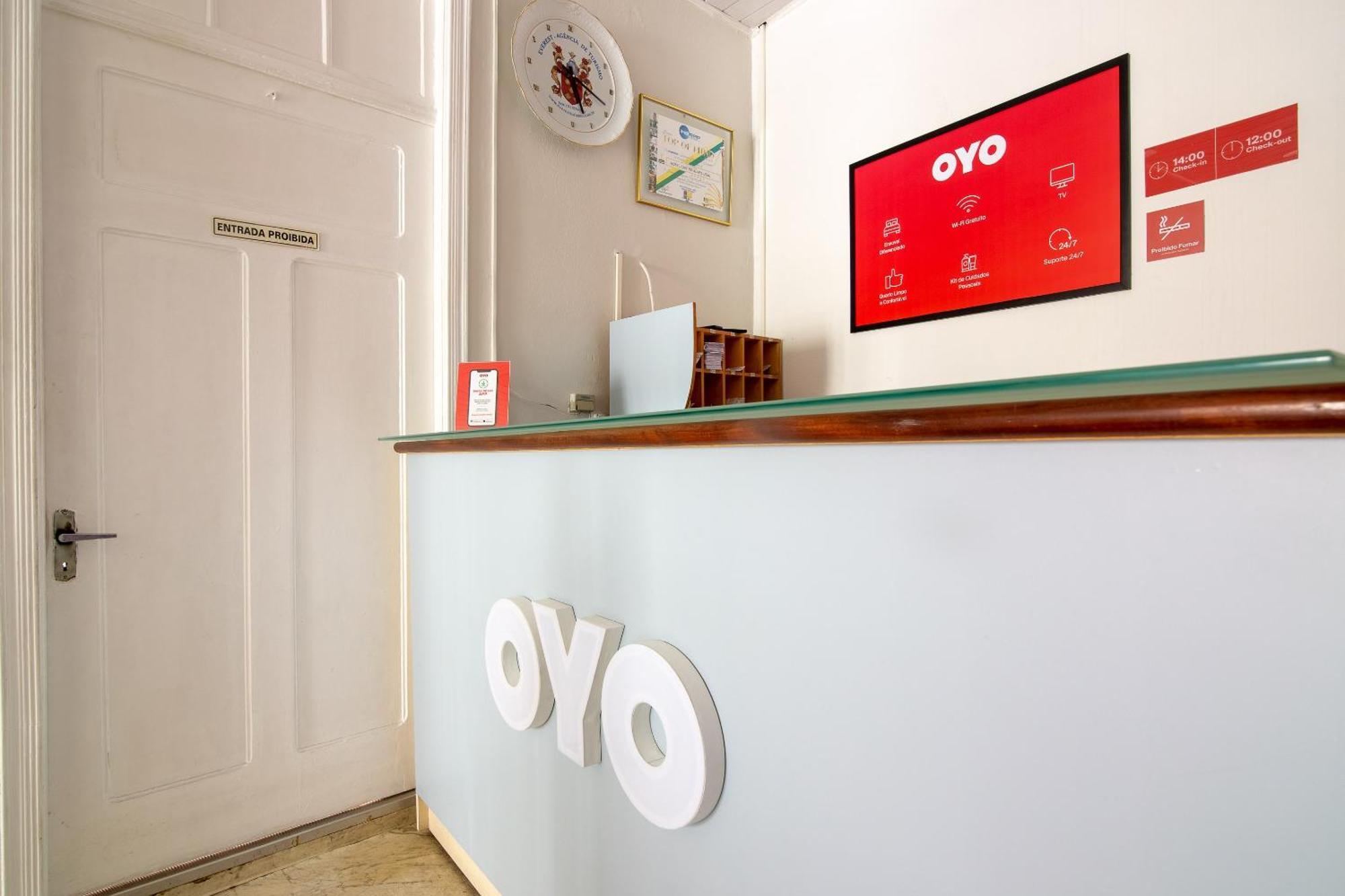 Hotel Oyo Castro Alves,