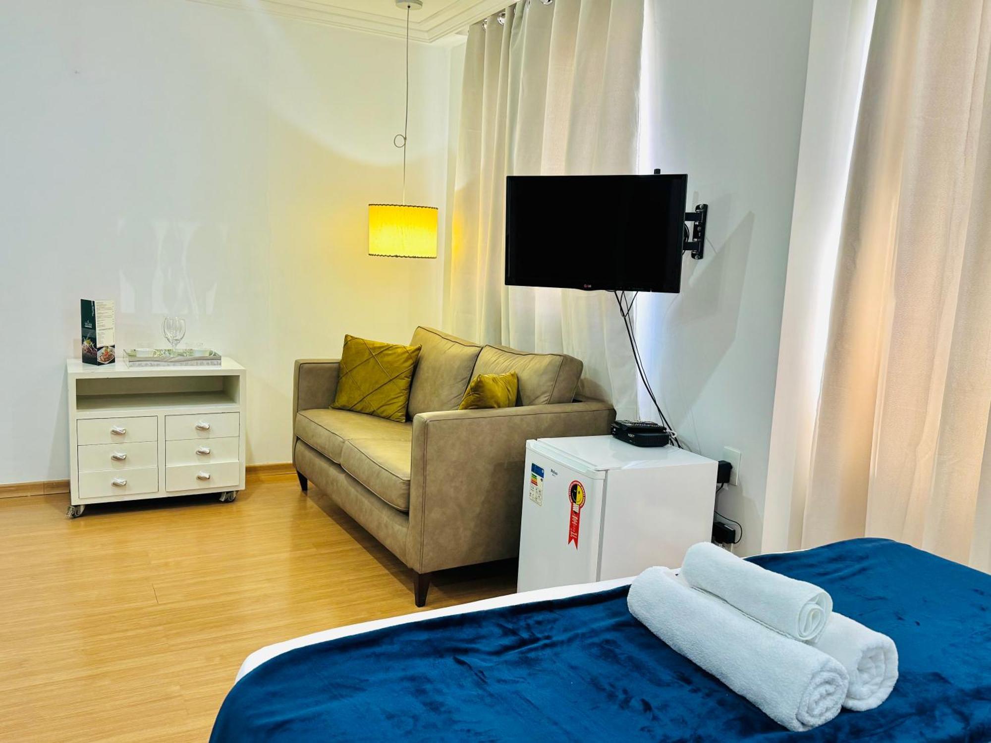 - Avenida Paulista Otel 4*