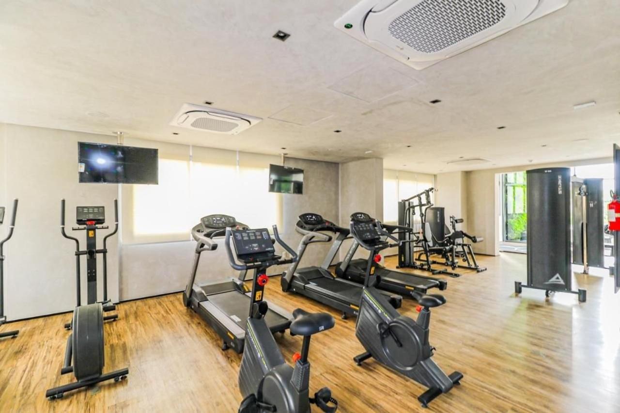 Haus Mitre Residences Apartment