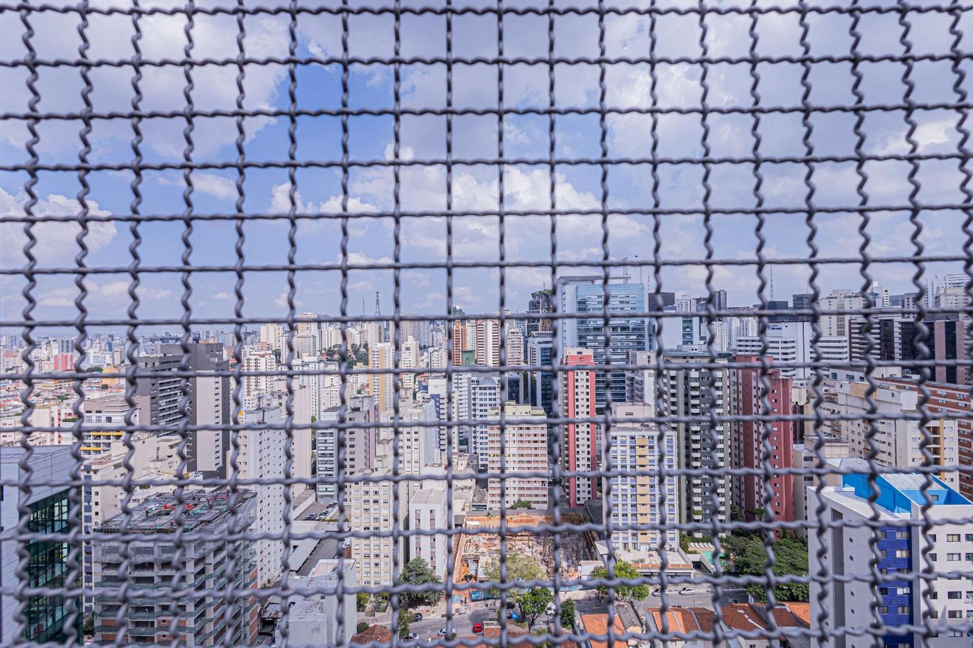 Frei Caneca - Elegante * Sao Paulo