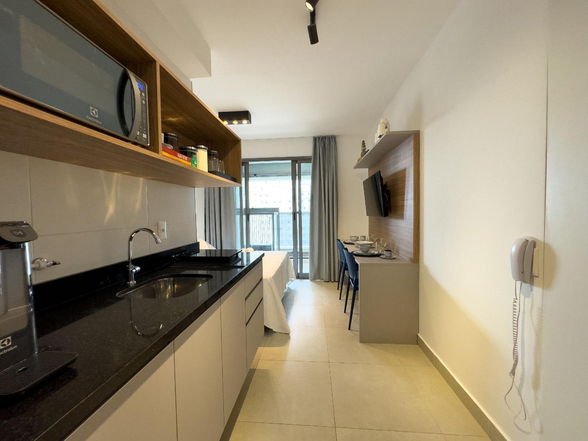 Aproveite Sao Paulo! No Metro Madalena Apartment
