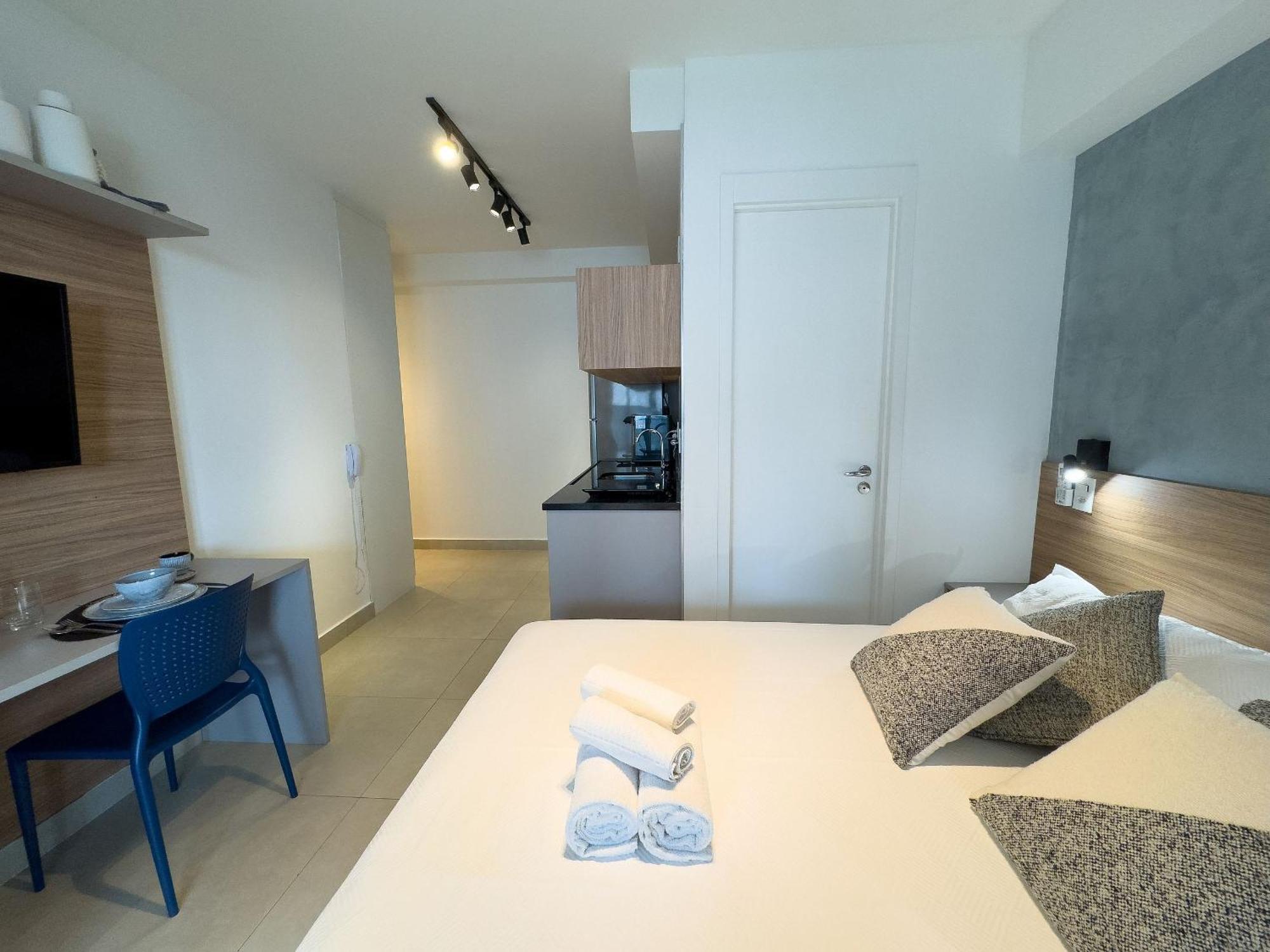 Aproveite Sao Paulo! No Metro Madalena Apartment