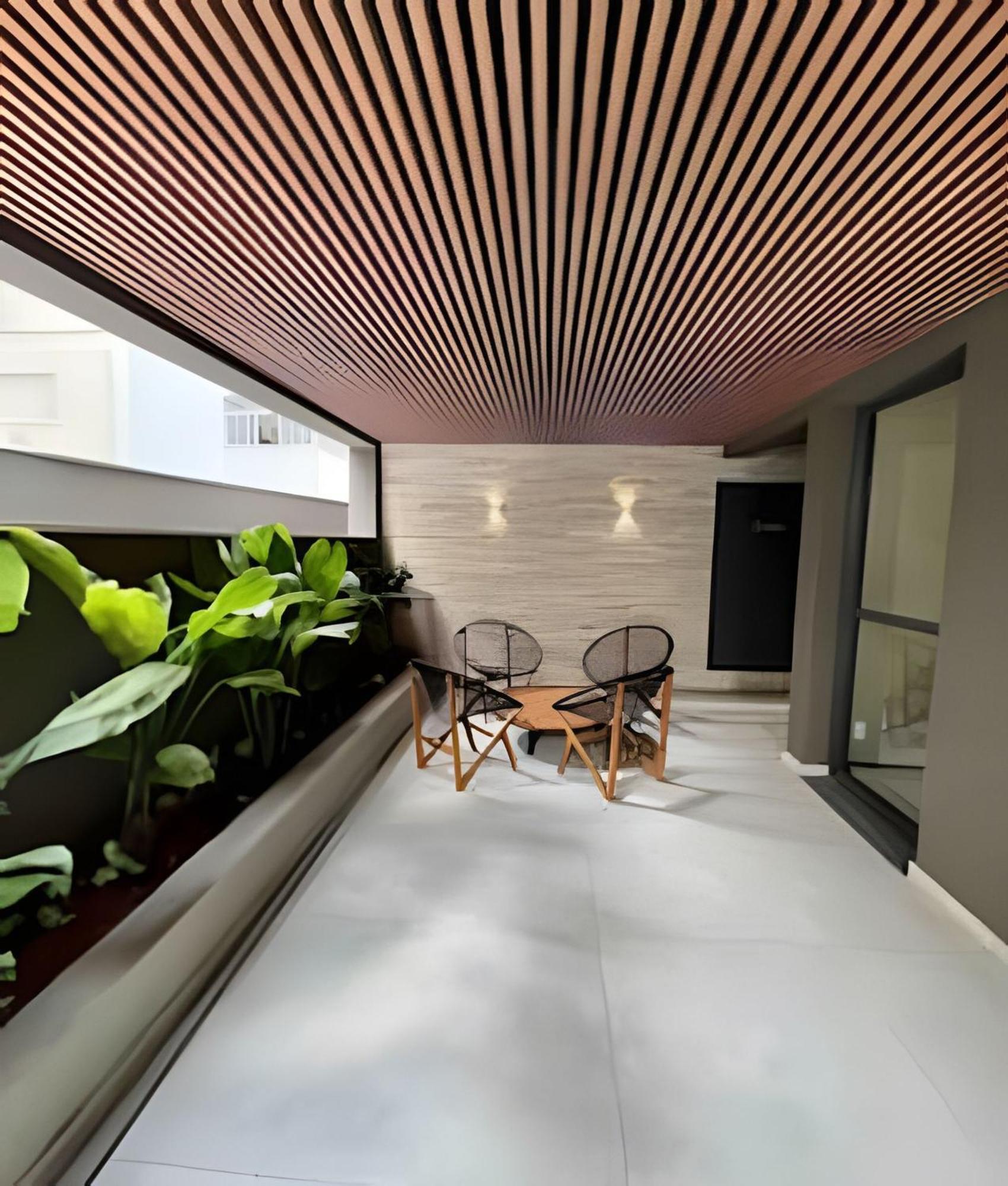 Bem Localizado / Prox Estacao Trianon 412