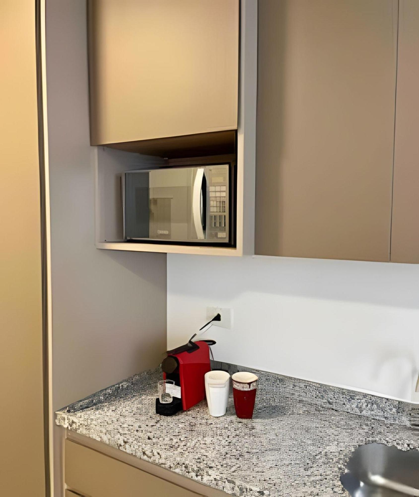 Apartment Bem Localizado / Prox Estacao Trianon 412 *