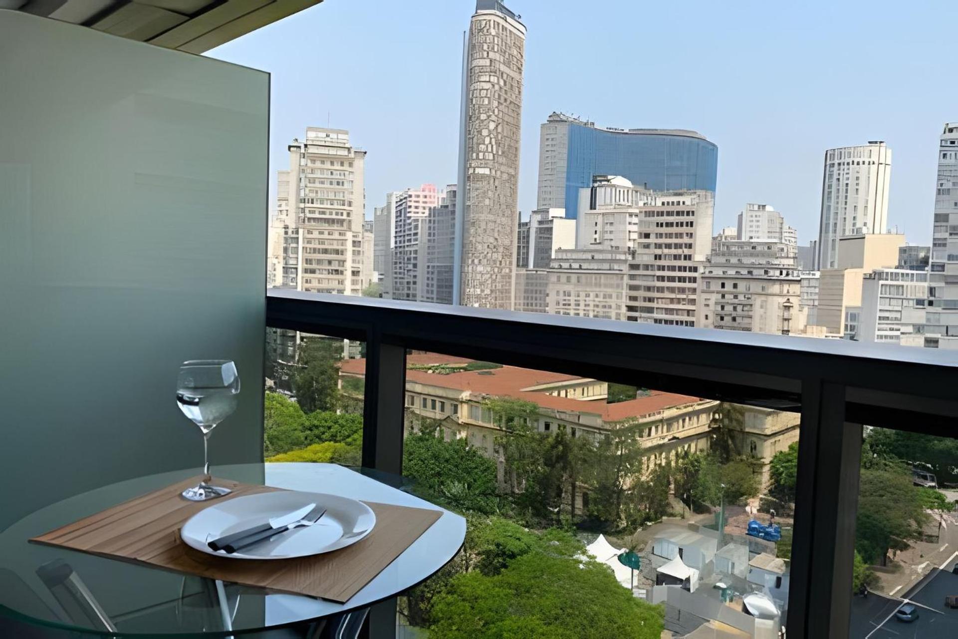 Apartment 28 M2 / Vista Praca Da Republica / Sp 1302 *