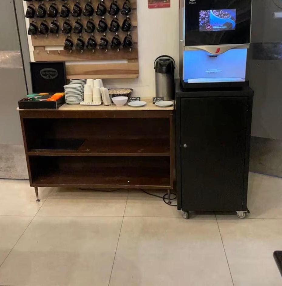 Dentro De Jardins Garagem Inclusa
