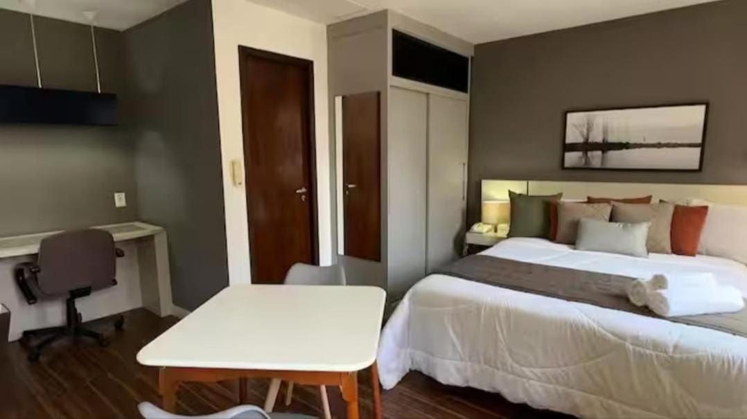 Elegant Flat Paulista Alameda Campinas Garagem , Pool, Ar Cod, Hotel