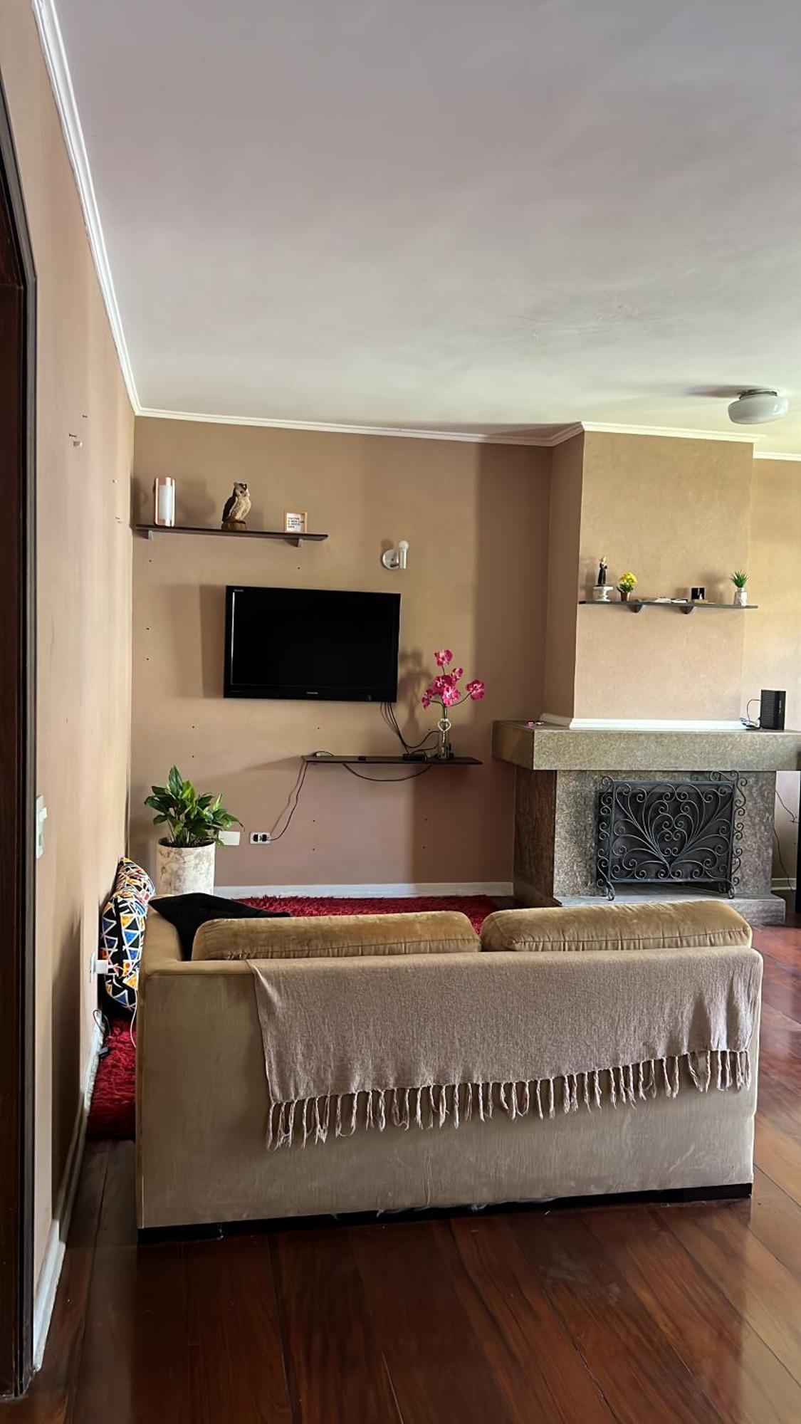 Paris House