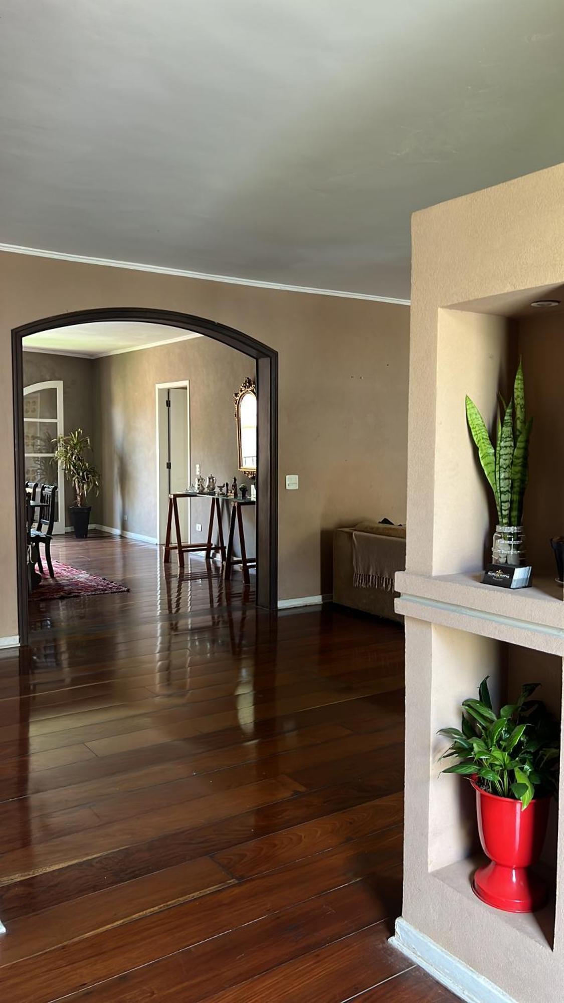 Paris House Homestay